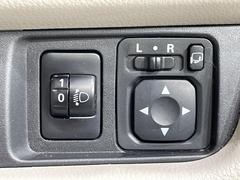 ����ư��Ǽ�ߥ顼�ۥ����ɥߥ顼����ư��Ǽ���ȤʤäƤ��ꡢ������־�Ǥ⥭�����Ĥ��ꥹ�����ޤ����ޤ��� 6