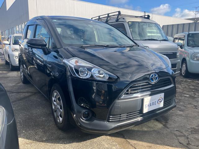 シエンタ ハイブリッドＧ　メモリーナビ　フルセグＴＶ　バックカメラ　後席フリップダウンモニター　Ｂｌｕｅｔｏｏｔｈオーディオ　両側パワースライドドア　スマートキー　プッシュスタート（3枚目）