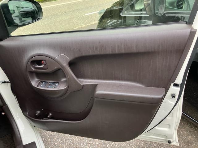 パッソ X クツロギ 4WD ナビ Bluetooth接続 TV ETC ミュージックプレイヤー接続 運転席・助手席エアバッグ ABS 衝突安全ボディ エアコン パワーステアリング パワーウインドウ(38枚目)