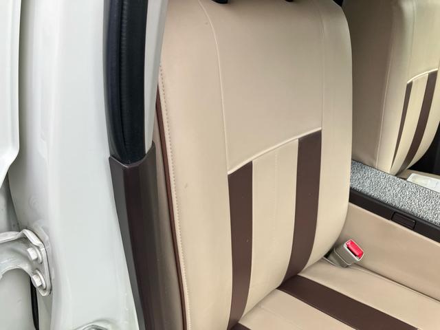 パッソ X クツロギ 4WD ナビ Bluetooth接続 TV ETC ミュージックプレイヤー接続 運転席・助手席エアバッグ ABS 衝突安全ボディ エアコン パワーステアリング パワーウインドウ(41枚目)