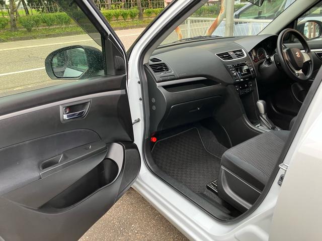 スイフト XG スマートキー プッシュスタートエンジン CDプレイヤー 運転席・助手席エアバッグ ABS 衝突安全ボディ エアコン パワーステアリング パワーウインドウ(19枚目)