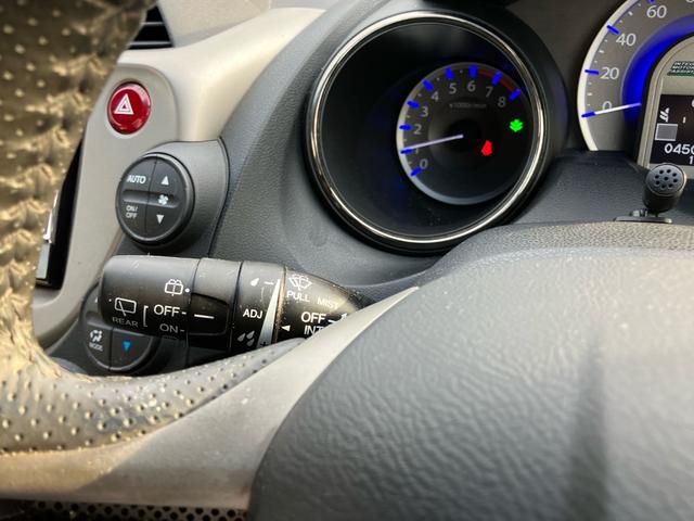 フィットハイブリッド スマートセレクション ファインスタイル スマートキー ナビ USB接続 ミュージックプレイヤー接続 CD DVD再生 TV シートヒーター HIDヘッドライト 運転席・助手席エアバッグ ABS 衝突安全ボディ エアコン パワーステアリング(50枚目)