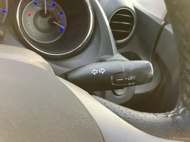 フィットハイブリッド スマートセレクション ファインスタイル スマートキー ナビ USB接続 ミュージックプレイヤー接続 CD DVD再生 TV シートヒーター HIDヘッドライト 運転席・助手席エアバッグ ABS 衝突安全ボディ エアコン パワーステアリング(51枚目)