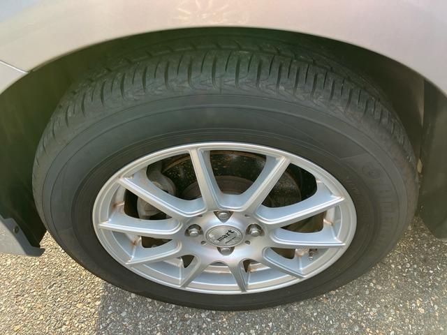 フィットハイブリッド スマートセレクション ファインスタイル スマートキー ナビ USB接続 ミュージックプレイヤー接続 CD DVD再生 TV シートヒーター HIDヘッドライト 運転席・助手席エアバッグ ABS 衝突安全ボディ エアコン パワーステアリング(62枚目)