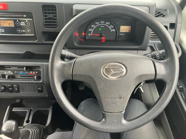 ハイゼットトラック ジャンボ 4WD 5速マニュアル エアコン パワステ パワーウインド キーレスエントリー 純正CDオーディオ 三方開 積載量350kg(15枚目)