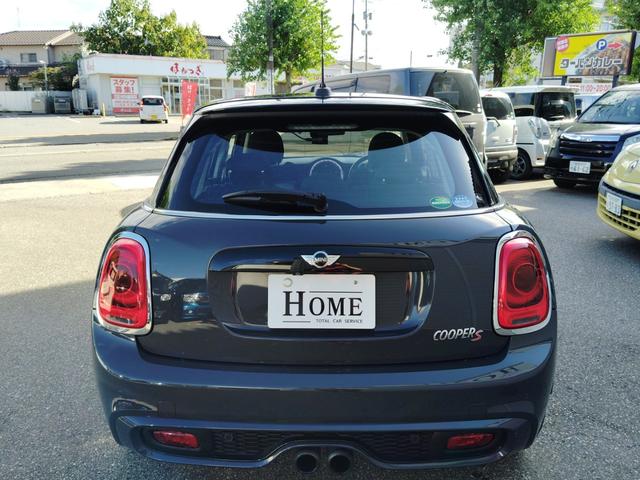 ＭＩＮＩ クーパーＳ　☆ユーザー様買取車☆純正ＪＣＷレッドステッチステアリング（パドル付き）☆純正ＯＰユニオンジャックミラーカバー☆純正ＨＤＤナビ☆ＬＥＤヘッドライト☆バックカメラ☆ＥＴＣ☆前後ドライブレコーダー（9枚目）