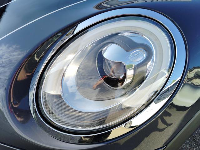 ＭＩＮＩ クーパーＳ　☆ユーザー様買取車☆純正ＪＣＷレッドステッチステアリング（パドル付き）☆純正ＯＰユニオンジャックミラーカバー☆純正ＨＤＤナビ☆ＬＥＤヘッドライト☆バックカメラ☆ＥＴＣ☆前後ドライブレコーダー（15枚目）