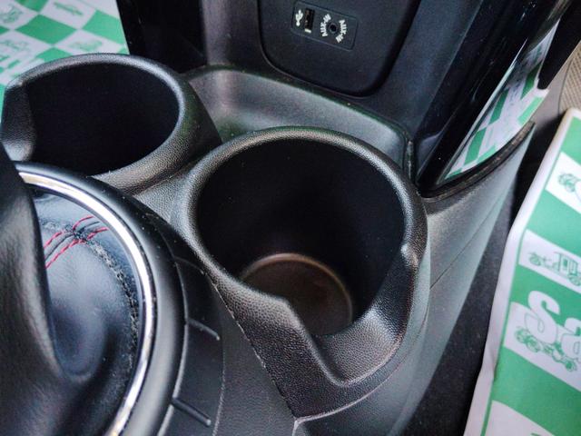 ＭＩＮＩ クーパーＳ　☆ユーザー様買取車☆純正ＪＣＷレッドステッチステアリング（パドル付き）☆純正ＯＰユニオンジャックミラーカバー☆純正ＨＤＤナビ☆ＬＥＤヘッドライト☆バックカメラ☆ＥＴＣ☆前後ドライブレコーダー（35枚目）