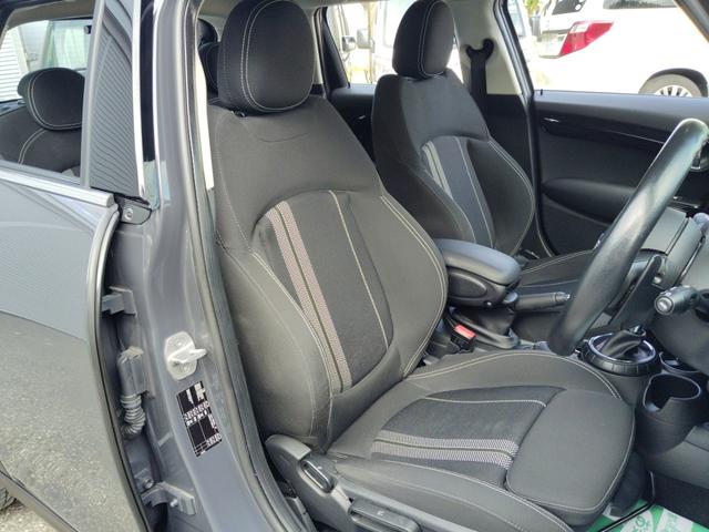 ＭＩＮＩ クーパーＳ　☆ユーザー様買取車☆純正ＪＣＷレッドステッチステアリング（パドル付き）☆純正ＯＰユニオンジャックミラーカバー☆純正ＨＤＤナビ☆ＬＥＤヘッドライト☆バックカメラ☆ＥＴＣ☆前後ドライブレコーダー（45枚目）