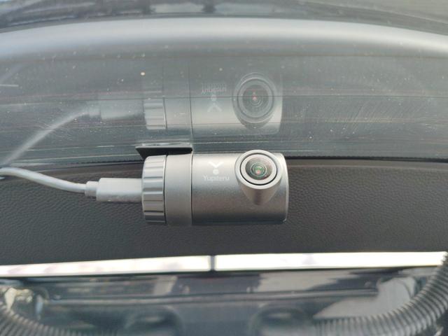 ＭＩＮＩ クーパーＳ　☆ユーザー様買取車☆純正ＪＣＷレッドステッチステアリング（パドル付き）☆純正ＯＰユニオンジャックミラーカバー☆純正ＨＤＤナビ☆ＬＥＤヘッドライト☆バックカメラ☆ＥＴＣ☆前後ドライブレコーダー（54枚目）