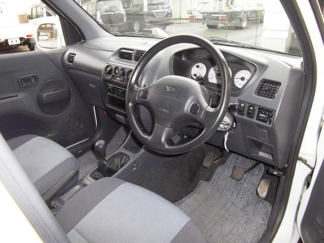 テリオスキッド CLリミテッド 4WDターボ マニュアル5速 ABS エアバック CDステレオ 電格リモコンミラー キーレス(9枚目)