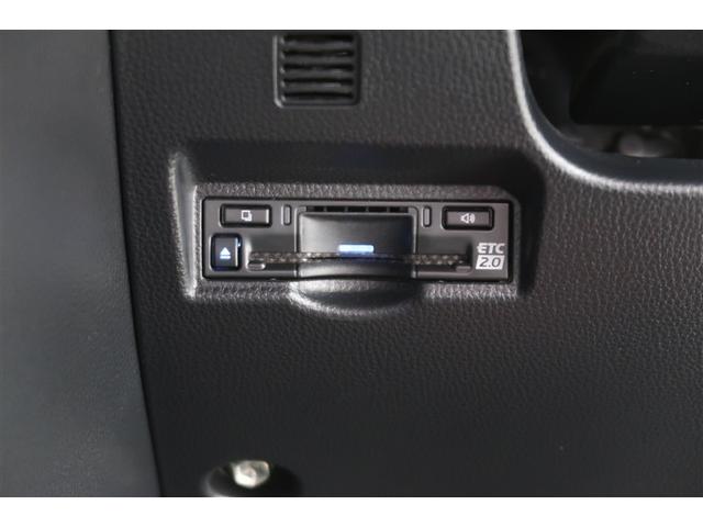 ヴォクシー ハイブリッドＳ－Ｇ　フルセグ　メモリーナビ　ＤＶＤ再生　後席モニター　バックカメラ　衝突被害軽減システム　ＥＴＣ　ドラレコ　両側電動スライド　ＬＥＤヘッドランプ　乗車定員７人　３列シート（9枚目）