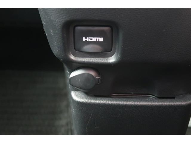 ヴォクシー ハイブリッドＳ－Ｇ　フルセグ　メモリーナビ　ＤＶＤ再生　後席モニター　バックカメラ　衝突被害軽減システム　ＥＴＣ　ドラレコ　両側電動スライド　ＬＥＤヘッドランプ　乗車定員７人　３列シート（14枚目）