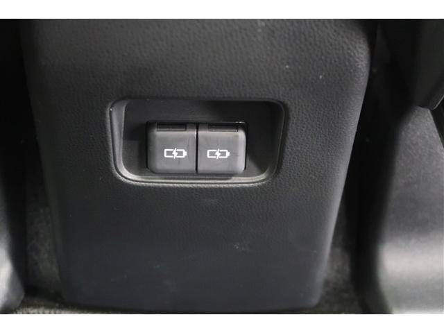 ヴォクシー ハイブリッドＳ－Ｇ　フルセグ　メモリーナビ　ＤＶＤ再生　後席モニター　バックカメラ　衝突被害軽減システム　ＥＴＣ　ドラレコ　両側電動スライド　ＬＥＤヘッドランプ　乗車定員７人　３列シート（20枚目）