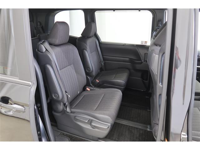 ヴォクシー ハイブリッドＳ－Ｇ　フルセグ　メモリーナビ　ＤＶＤ再生　後席モニター　バックカメラ　衝突被害軽減システム　ＥＴＣ　ドラレコ　両側電動スライド　ＬＥＤヘッドランプ　乗車定員７人　３列シート（26枚目）