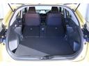 【トランクルーム】後部座席は可倒式です。荷室は趣味やお仕事に利用の幅は広がります。子育てママにはベビーカー、大きな買い物エコバックも入って便利です♪