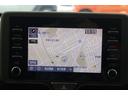 【メモリーナビ】操作はタッチパネルで簡単です。遠出や初めての場所もこれで安心ですね！