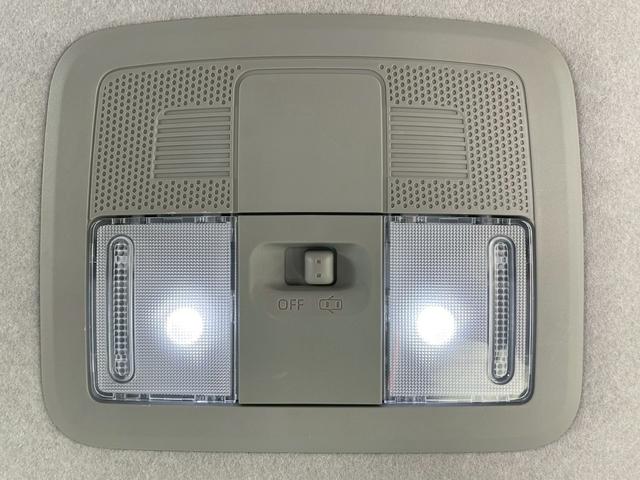 ライズ Ｚ　モデリスタエアロ　アルパインナビ　フルセグ　Ｂｌｕｅｔｏｏｔｈ　バックカメラ　スマートアシスト　シートヒーター　レーダークルーズコントロール　ＥＴＣ　リアフォグ　ブラインドスポットモニター　純正アルミ（36枚目）