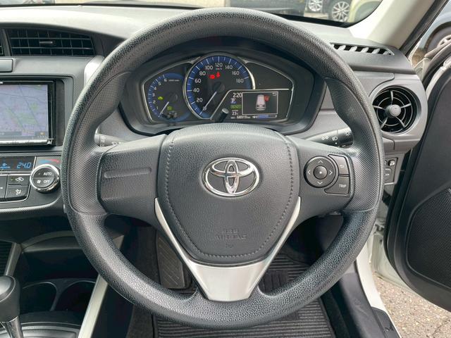 カローラフィールダー ハイブリッド　社外メモリーナビ　バックモニター　ドライブレコーダー　Ｂｌｕｅｔｏｏｔｈ　ルーフキャリア　キーレスキー　ＥＴＣ　　電格ミラー　プリクラッシュセーフティ　レーンディパーチャー　オートマチックハイビーム（24枚目）