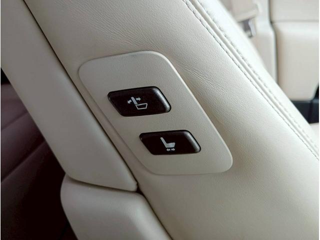 ＬＳ ＬＳ６００ｈＬ後席セパレートシートパッケージ　メーカーナビ　４ＷＤ　社外２０インチＡＷ　サンルーフ　レザーシート　バックモニター　マークレビンソン　ドライブレコーダー　ＬＥＤヘッドライト　ＥＴＣ　エアサス　シートエアコン　クルーズコントロール（51枚目）