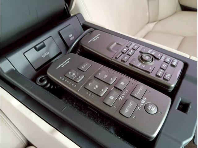 ＬＳ ＬＳ６００ｈＬ後席セパレートシートパッケージ　メーカーナビ　４ＷＤ　社外２０インチＡＷ　サンルーフ　レザーシート　バックモニター　マークレビンソン　ドライブレコーダー　ＬＥＤヘッドライト　ＥＴＣ　エアサス　シートエアコン　クルーズコントロール（60枚目）
