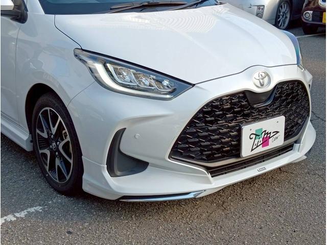 ヤリス ハイブリッドＺ　モデリスタエアロ　純正ナビ　フルセグ　Ｂｌｕｅｔｏｏｔｈ　Ｂカメラ　前後ドラレコ　ＥＴＣ　ハーフレザーシート　シートヒーター　クルーズコントロール　レーンキープアシスト　クリアランスソナー　純正ＡＷ（4枚目）