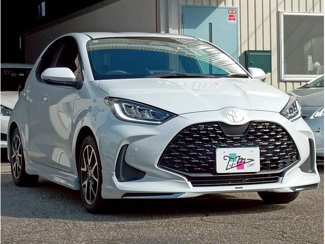 ヤリス ハイブリッドＺ　モデリスタエアロ　純正ナビ　フルセグ　Ｂｌｕｅｔｏｏｔｈ　Ｂカメラ　前後ドラレコ　ＥＴＣ　ハーフレザーシート　シートヒーター　クルーズコントロール　レーンキープアシスト　クリアランスソナー　純正ＡＷ（11枚目）