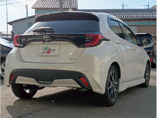 ヤリス ハイブリッドＺ　モデリスタエアロ　純正ナビ　フルセグ　Ｂｌｕｅｔｏｏｔｈ　Ｂカメラ　前後ドラレコ　ＥＴＣ　ハーフレザーシート　シートヒーター　クルーズコントロール　レーンキープアシスト　クリアランスソナー　純正ＡＷ（13枚目）