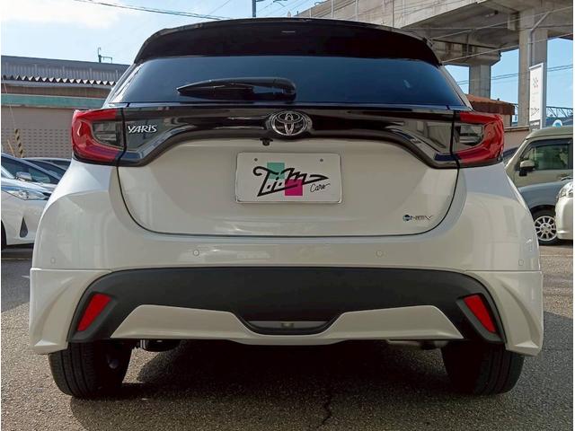 ヤリス ハイブリッドＺ　モデリスタエアロ　純正ナビ　フルセグ　Ｂｌｕｅｔｏｏｔｈ　Ｂカメラ　前後ドラレコ　ＥＴＣ　ハーフレザーシート　シートヒーター　クルーズコントロール　レーンキープアシスト　クリアランスソナー　純正ＡＷ（14枚目）