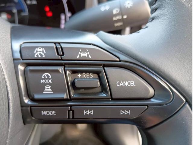 ヤリス ハイブリッドＺ　モデリスタエアロ　純正ナビ　フルセグ　Ｂｌｕｅｔｏｏｔｈ　Ｂカメラ　前後ドラレコ　ＥＴＣ　ハーフレザーシート　シートヒーター　クルーズコントロール　レーンキープアシスト　クリアランスソナー　純正ＡＷ（40枚目）