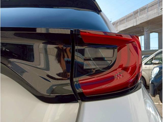 ヤリス ハイブリッドＺ　モデリスタエアロ　純正ナビ　フルセグ　Ｂｌｕｅｔｏｏｔｈ　Ｂカメラ　前後ドラレコ　ＥＴＣ　ハーフレザーシート　シートヒーター　クルーズコントロール　レーンキープアシスト　クリアランスソナー　純正ＡＷ（57枚目）
