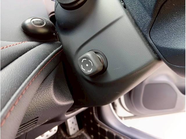 クラウンハイブリッド アスリートＧ　モデリスタエアロ　マフラー　社外２０インチＡＷ　ローダウン　純正ナビ　フルセグ　Ｂｌｕｅｔｏｏｔｈ　ドラレコ　全方位カメラ　クルコン　ベンチレーションシート　本革シート　ＥＴＣ　電動格納ミラー（51枚目）
