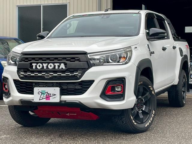 ハイラックス Ｚ　ブラックラリーエディション　４ＷＤ　社外ナビ　バックモニター　ＴＲＤアルミ　ＴＲＤスキッドプレート　ＴＲＤマッドフラップ　オートステップ　トノカバー　ベッドライナー　スポーツバー　レーダークルーズ　フルセグ　Ｂｌｕｅｔｏｏｔｈ（9枚目）