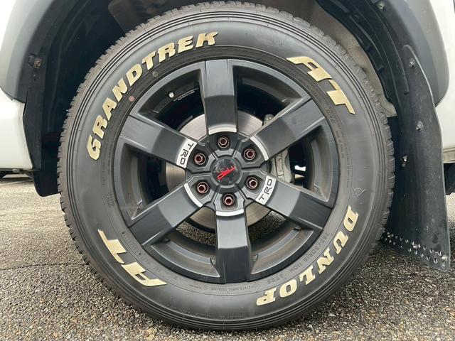 ハイラックス Ｚ　ブラックラリーエディション　４ＷＤ　社外ナビ　バックモニター　ＴＲＤアルミ　ＴＲＤスキッドプレート　ＴＲＤマッドフラップ　オートステップ　トノカバー　ベッドライナー　スポーツバー　レーダークルーズ　フルセグ　Ｂｌｕｅｔｏｏｔｈ（66枚目）