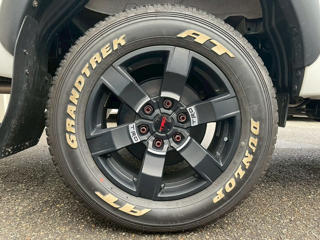 ハイラックス Ｚ　ブラックラリーエディション　４ＷＤ　社外ナビ　バックモニター　ＴＲＤアルミ　ＴＲＤスキッドプレート　ＴＲＤマッドフラップ　オートステップ　トノカバー　ベッドライナー　スポーツバー　レーダークルーズ　フルセグ　Ｂｌｕｅｔｏｏｔｈ（70枚目）