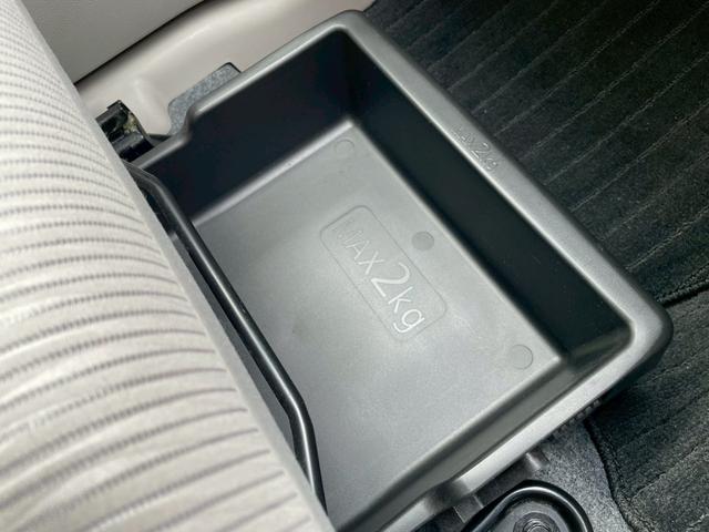eKワゴン M 社外アルミ アイドリングストップ オートエアコン キーレスキー 電格ミラー チルトステアリング シートリフター CDオーディオ ヘッドライトレベライザー  プライバシーガラス リアディフォッガー(48枚目)