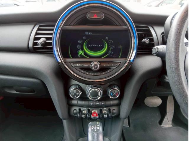 MINI ワン 純正ナビ 純正15インチアルミ スマートキー ETC Bluetooth ドライブレコーダー アイドリングストップ シートリフター フロントフォグ 電格ミラー アームレスト シートカバー チルトステア(29枚目)