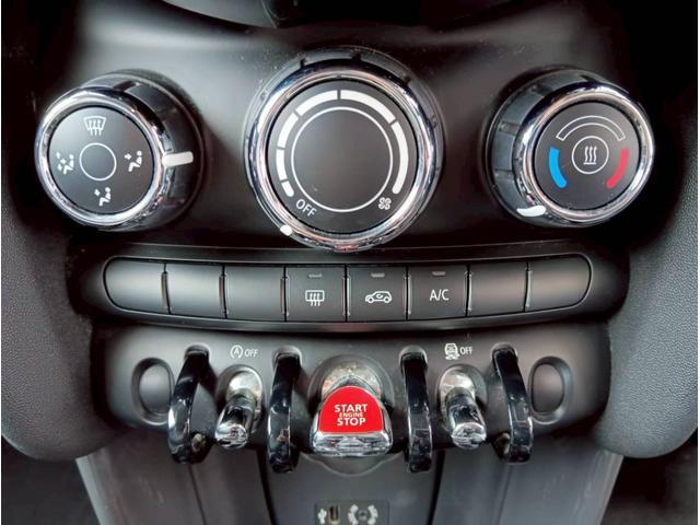 MINI ワン 純正ナビ 純正15インチアルミ スマートキー ETC Bluetooth ドライブレコーダー アイドリングストップ シートリフター フロントフォグ 電格ミラー アームレスト シートカバー チルトステア(31枚目)
