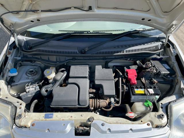 アルト E 4WD 5MT CDオーディオ 社外13インチアルミ ABS 全席パワーウィンド ヘッドライトレベライザー 前席SRSエアバック シガーソケット リアディフォッガー バイザー マット リアワイパー(67枚目)