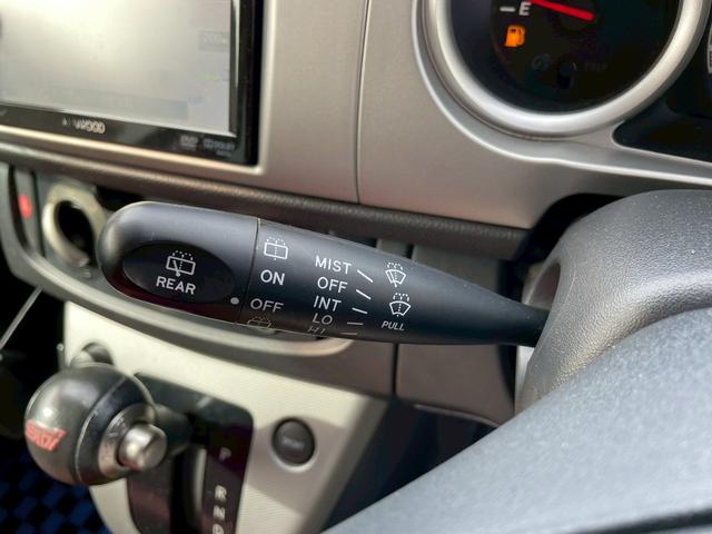 ステラ カスタムRS Sエディション 社外ナビ 社外14インチアルミ STi製フロントスポイラー スーパーチャージャー HIDヘッドライト フロントフォグランプ リアスポイラー キーレスキー マフラーカッター タコメーター シートリフター(37枚目)