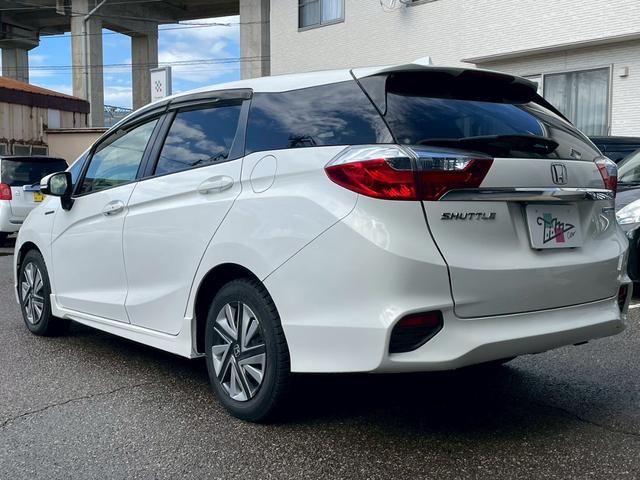 シャトル ハイブリッドX インターナビ バックモニター LEDヘッドライト クルーズコントロール オートライト ETC フルセグ USB・HDMI接続可能 ステアリングスイッチ 社外15インチアルミ パドルシフト ハーフレザー(15枚目)