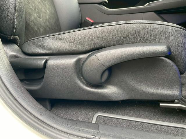 シャトル ハイブリッドX インターナビ バックモニター LEDヘッドライト クルーズコントロール オートライト ETC フルセグ USB・HDMI接続可能 ステアリングスイッチ 社外15インチアルミ パドルシフト ハーフレザー(49枚目)