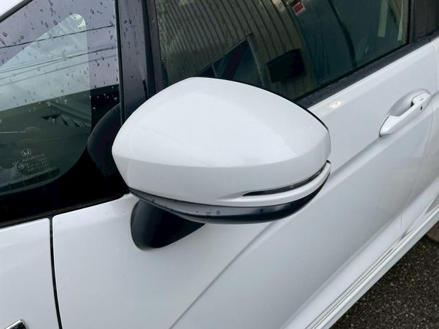 シャトル ハイブリッドX インターナビ バックモニター LEDヘッドライト クルーズコントロール オートライト ETC フルセグ USB・HDMI接続可能 ステアリングスイッチ 社外15インチアルミ パドルシフト ハーフレザー(54枚目)