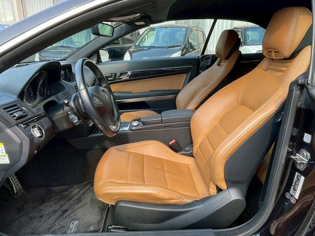 Eクラス E350 カブリオレAMGスポーツパッケージ カブリオレ メーカーナビ レザーシート ハーマンカードンサウンドシステム バックモニター AMG18インチアルミ ベンチレーション パーキングアシスト クルーズコントロール パドルシフト ETC(21枚目)