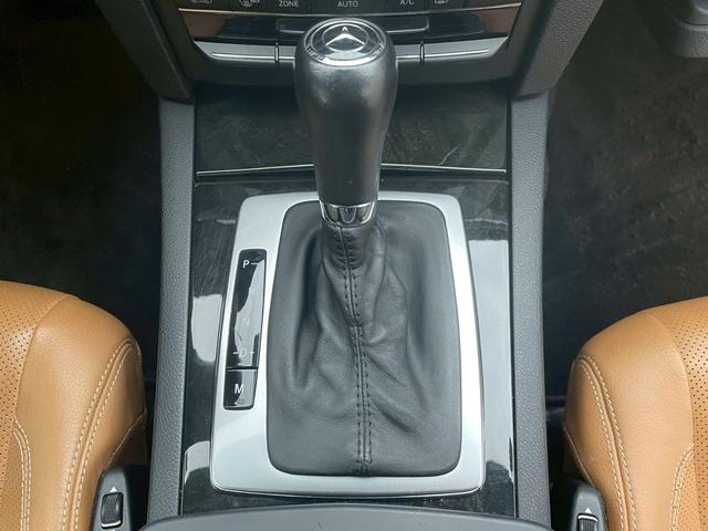 Eクラス E350 カブリオレAMGスポーツパッケージ カブリオレ メーカーナビ レザーシート ハーマンカードンサウンドシステム バックモニター AMG18インチアルミ ベンチレーション パーキングアシスト クルーズコントロール パドルシフト ETC(43枚目)