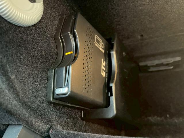 Eクラス E350 カブリオレAMGスポーツパッケージ カブリオレ メーカーナビ レザーシート ハーマンカードンサウンドシステム バックモニター AMG18インチアルミ ベンチレーション パーキングアシスト クルーズコントロール パドルシフト ETC(46枚目)