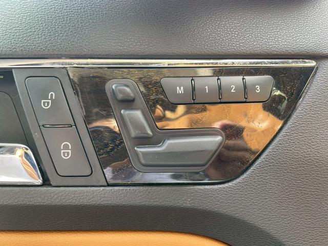 Eクラス E350 カブリオレAMGスポーツパッケージ カブリオレ メーカーナビ レザーシート ハーマンカードンサウンドシステム バックモニター AMG18インチアルミ ベンチレーション パーキングアシスト クルーズコントロール パドルシフト ETC(49枚目)