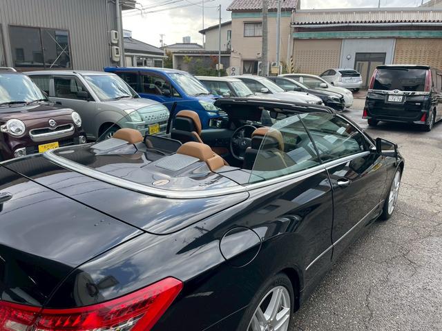 Eクラス E350 カブリオレAMGスポーツパッケージ カブリオレ メーカーナビ レザーシート ハーマンカードンサウンドシステム バックモニター AMG18インチアルミ ベンチレーション パーキングアシスト クルーズコントロール パドルシフト ETC(53枚目)