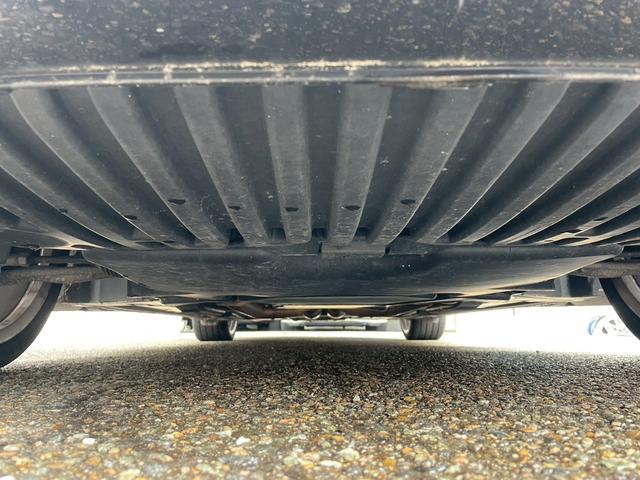 Eクラス E350 カブリオレAMGスポーツパッケージ カブリオレ メーカーナビ レザーシート ハーマンカードンサウンドシステム バックモニター AMG18インチアルミ ベンチレーション パーキングアシスト クルーズコントロール パドルシフト ETC(67枚目)