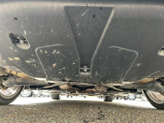 Eクラス E350 カブリオレAMGスポーツパッケージ カブリオレ メーカーナビ レザーシート ハーマンカードンサウンドシステム バックモニター AMG18インチアルミ ベンチレーション パーキングアシスト クルーズコントロール パドルシフト ETC(68枚目)